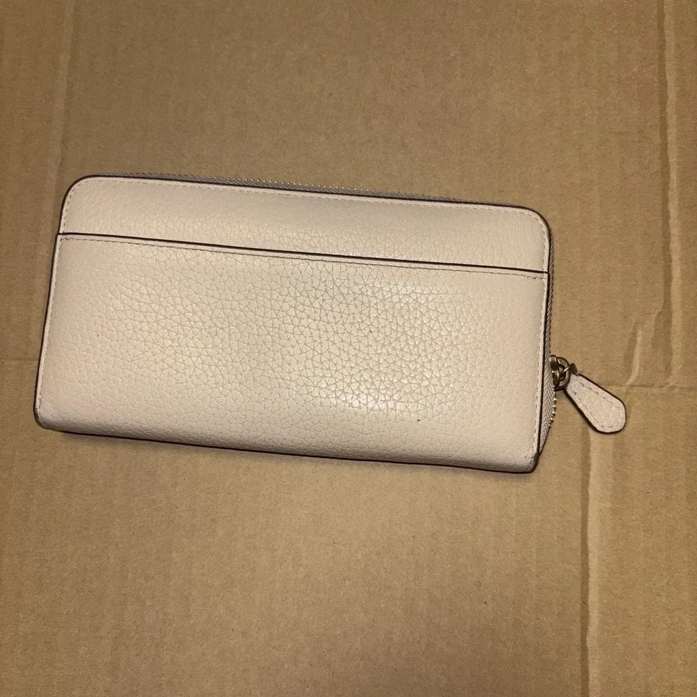 Used Disney Coach Accordion Zip Wallet Minnie Mouse Rare Beige